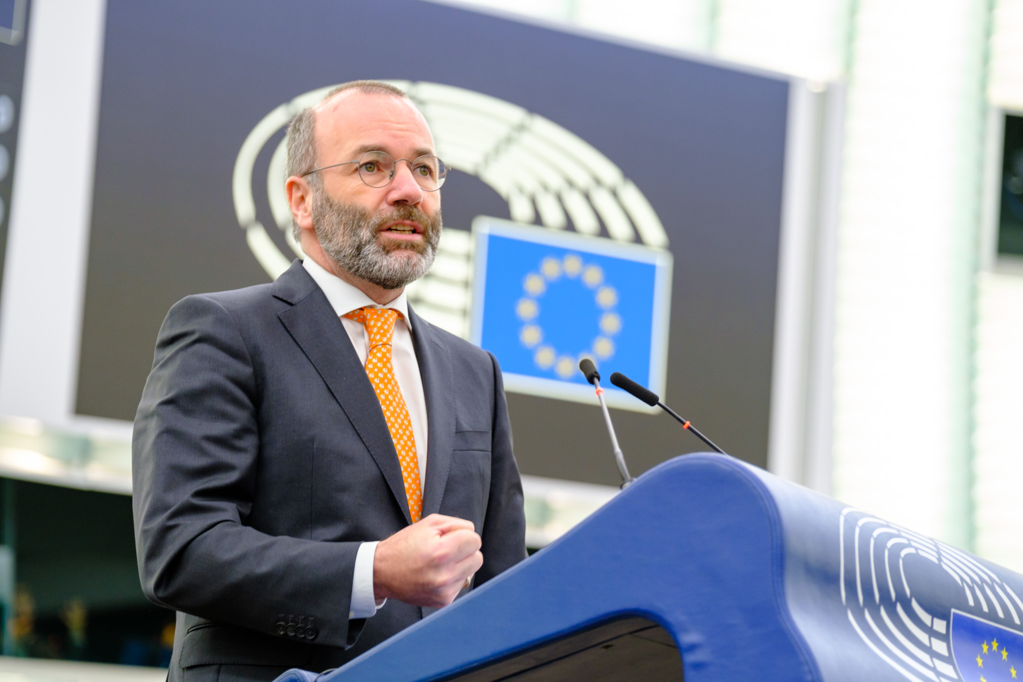 Manfred Weber propune structuri de comandă comune pentru a asigura integrarea apărării europene