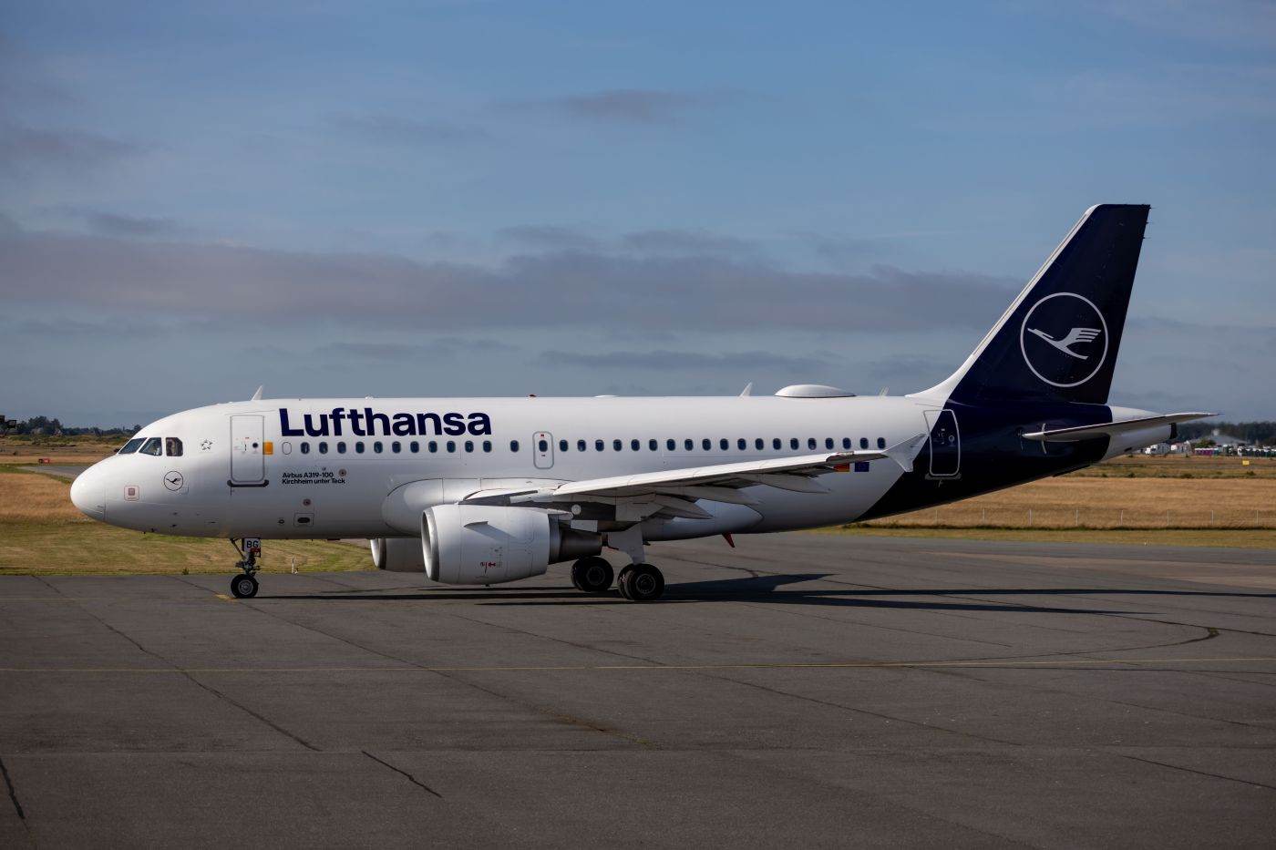 Lufthansa va prelua o participație de 44,9% la compania aeriană TAP Air Portugal