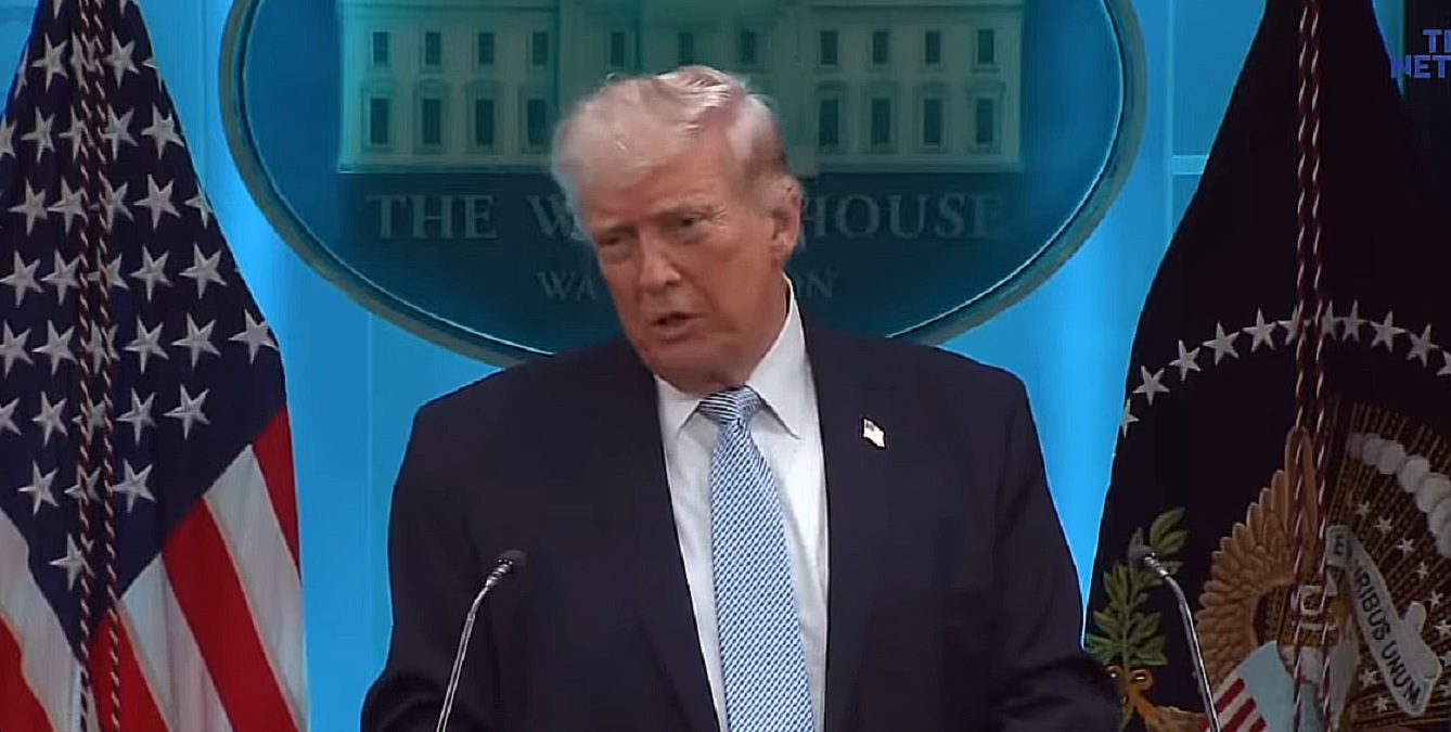 Trump califică drept un act ostil asocierea Canadei cu Uniunea Europeană