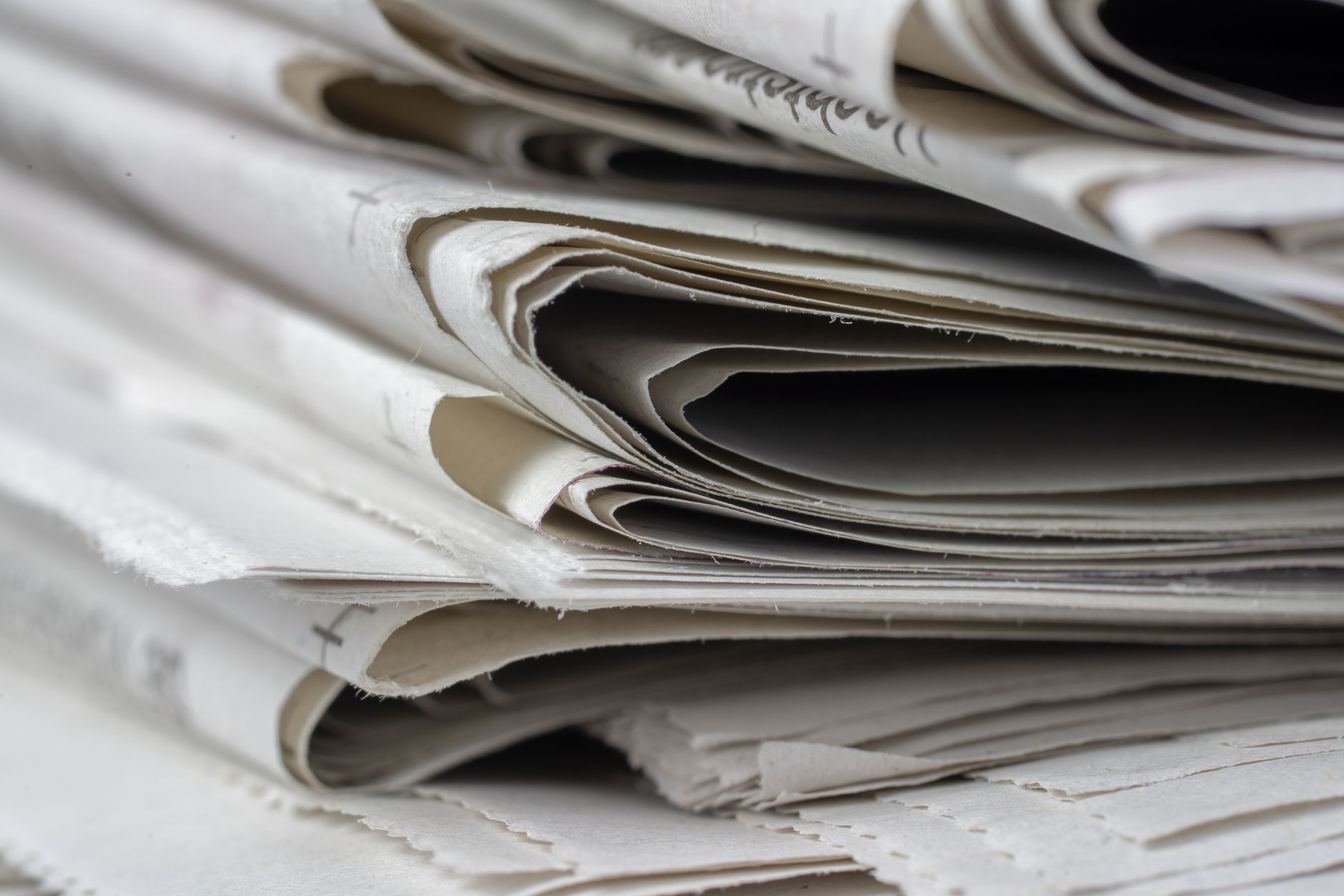 Piața editorială europeană înregistrează venituri de 24,9 miliarde euro, dar inflația afectează profitabilitatea