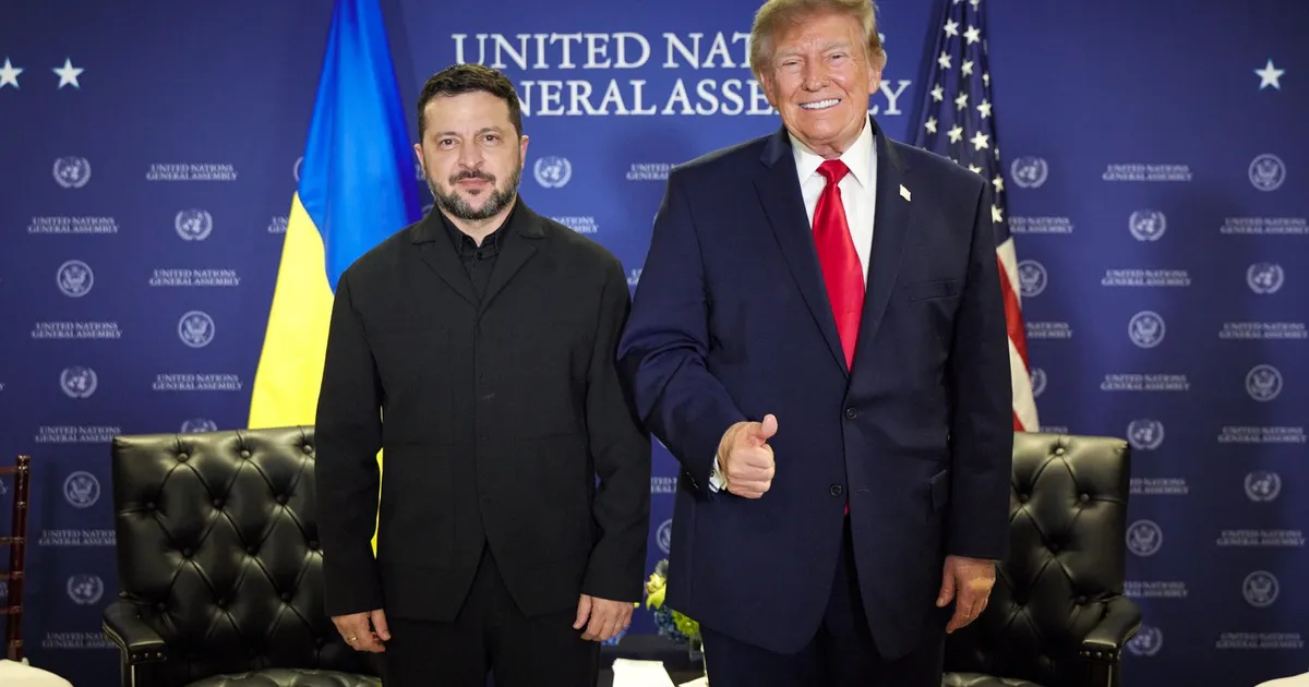 Zelenski reacționează la afirmațiile lui Trump: Este dureros când liderul SUA se situează de partea Rusiei