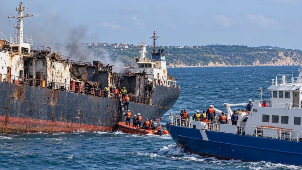 Marea Neagră sub asediul dronelor: patru nave distruse și 13 marinari mor în urma atacurilor din 2026