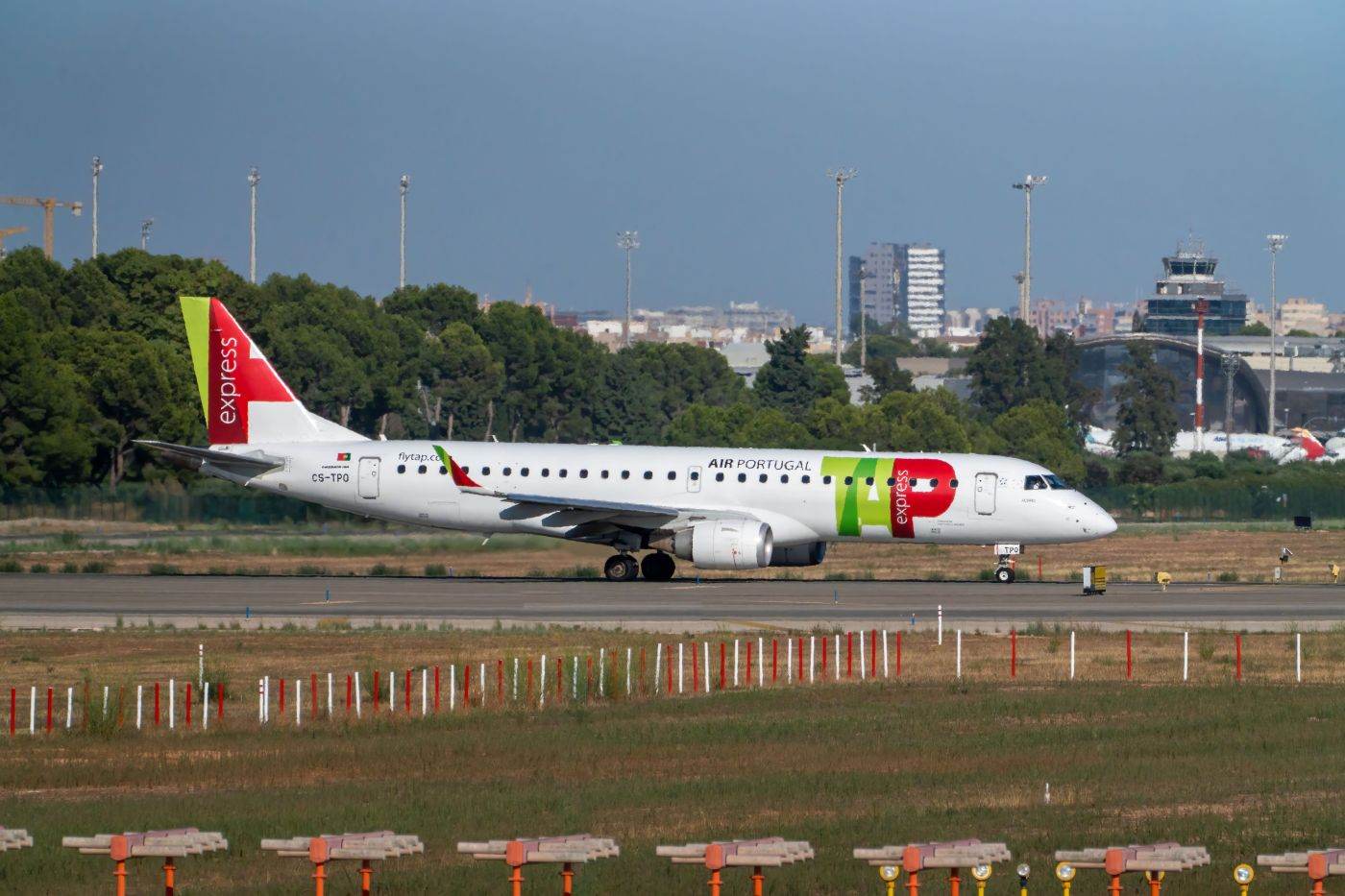 Portugalia caută sprijinul opoziției pentru privatizarea completă a companiei aeriene TAP către Lufthansa