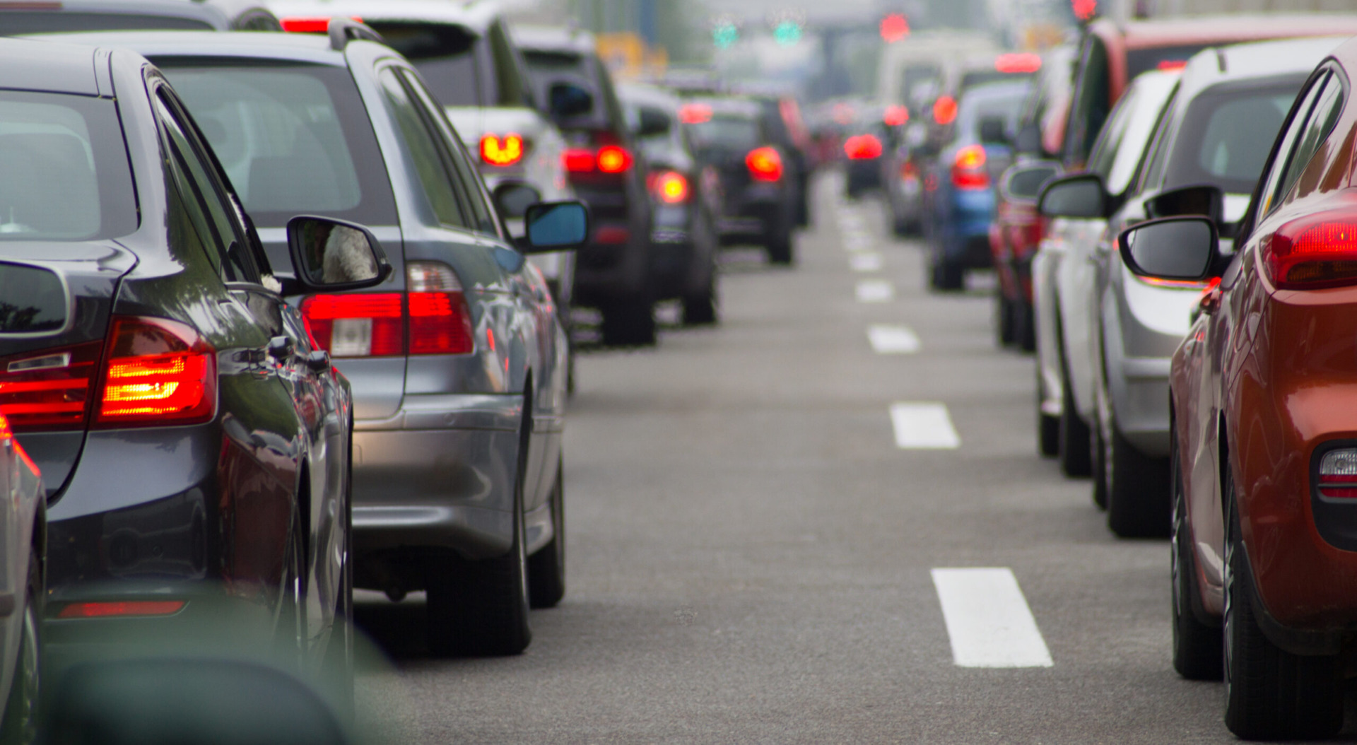 Germania și Franța pregătesc un acord pentru protejarea industriei auto europene