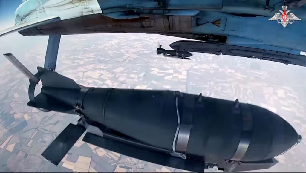 Atac ucrainean asupra unui aerodrom din Rusia: șase bombardiere Su-34M au fost avariate sau distruse