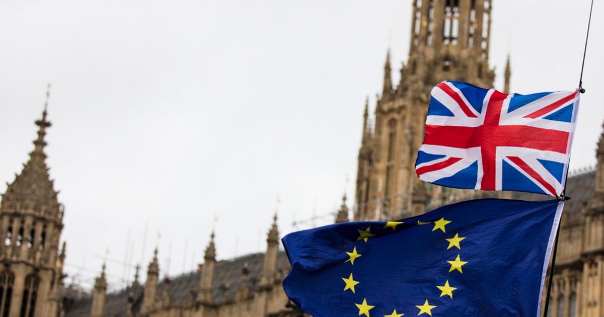 Marea Britanie poate negocia un acord de apropiere de UE prin alinierea la tarifele pentru mașinile chinezești