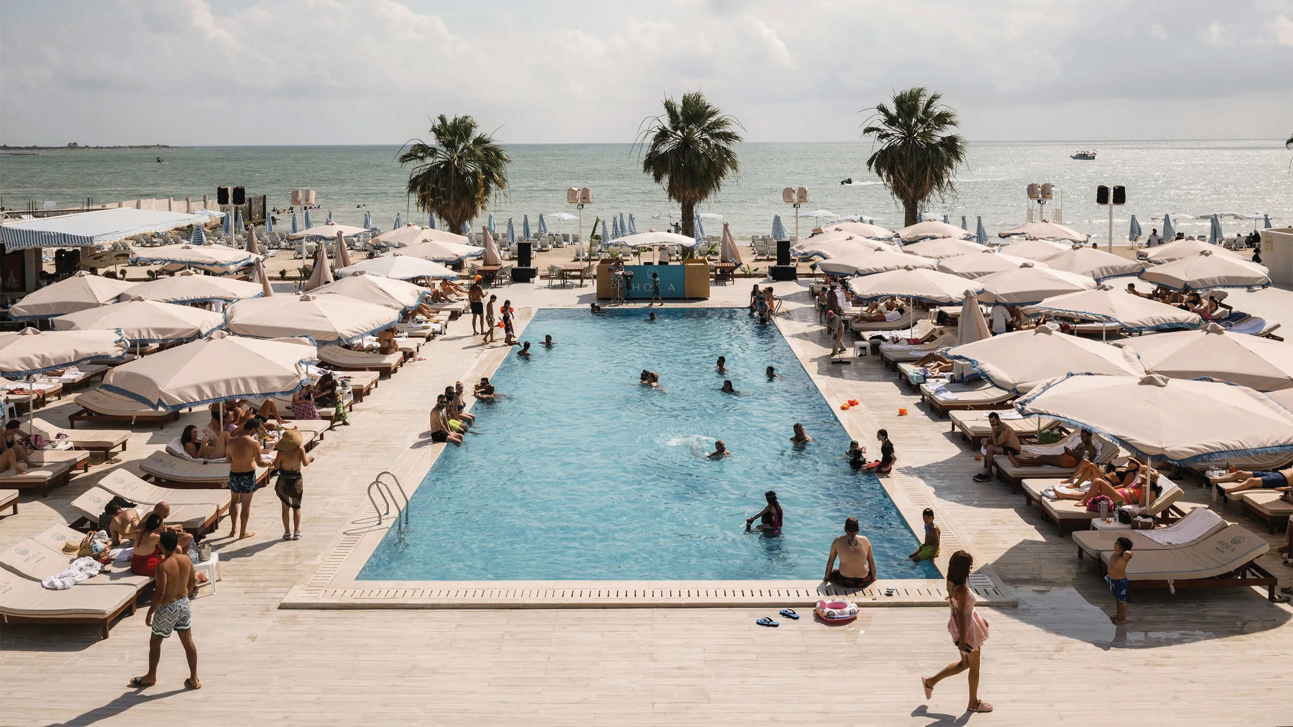 Siria încearcă să revină pe harta turismului prin resorturi de lux și beach cluburi în Latakia