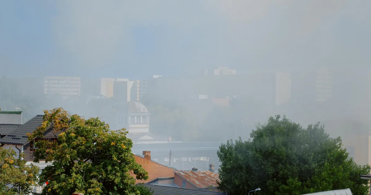 Alertă maximă în Asia de Sud-Est: Incendiile din Indonezia răspândesc fum toxic peste regiune
