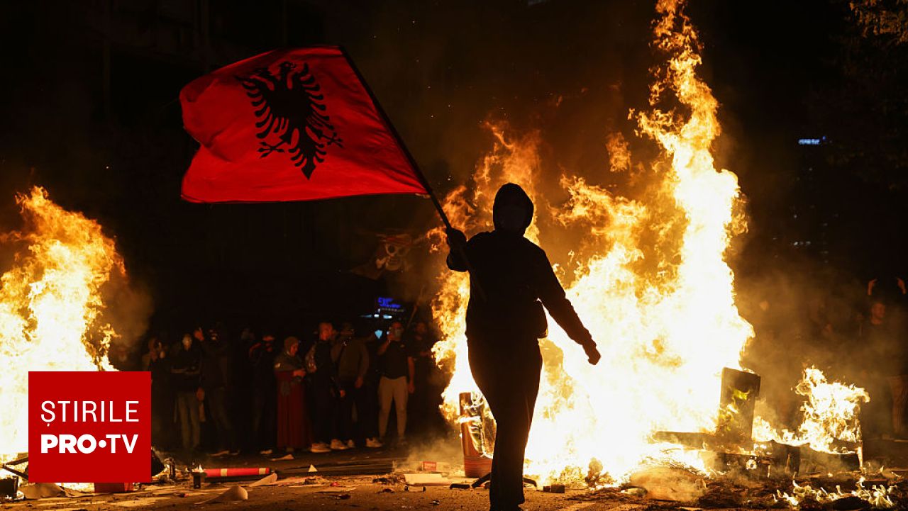 Proteste violente în Albania: confruntări cu poliția și sute de arestări în Tirana