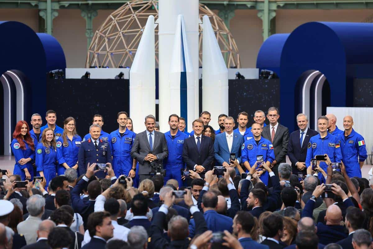 Summit spațial major la Paris: Franța și Germania discută viitorul industriei, în ciuda retragerilor companiilor americane
