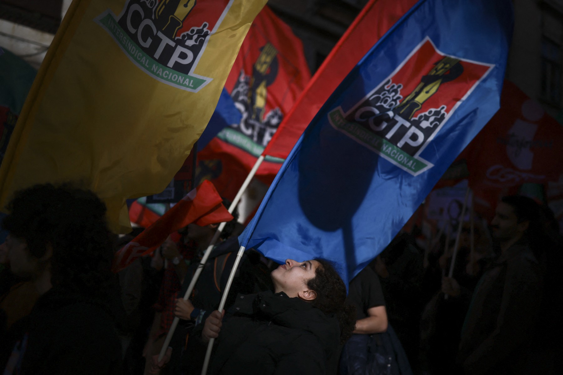 Manifestări masive în Portugalia împotriva crizei costului vieții și a prețurilor la locuințe