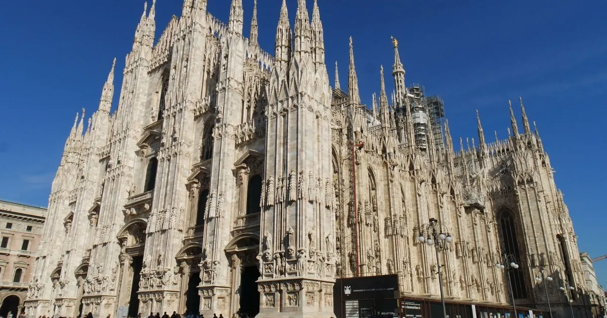 Proteste masive în Italia împotriva scumpirilor: peste 100.000 de oameni în Roma și violențe la Milano
