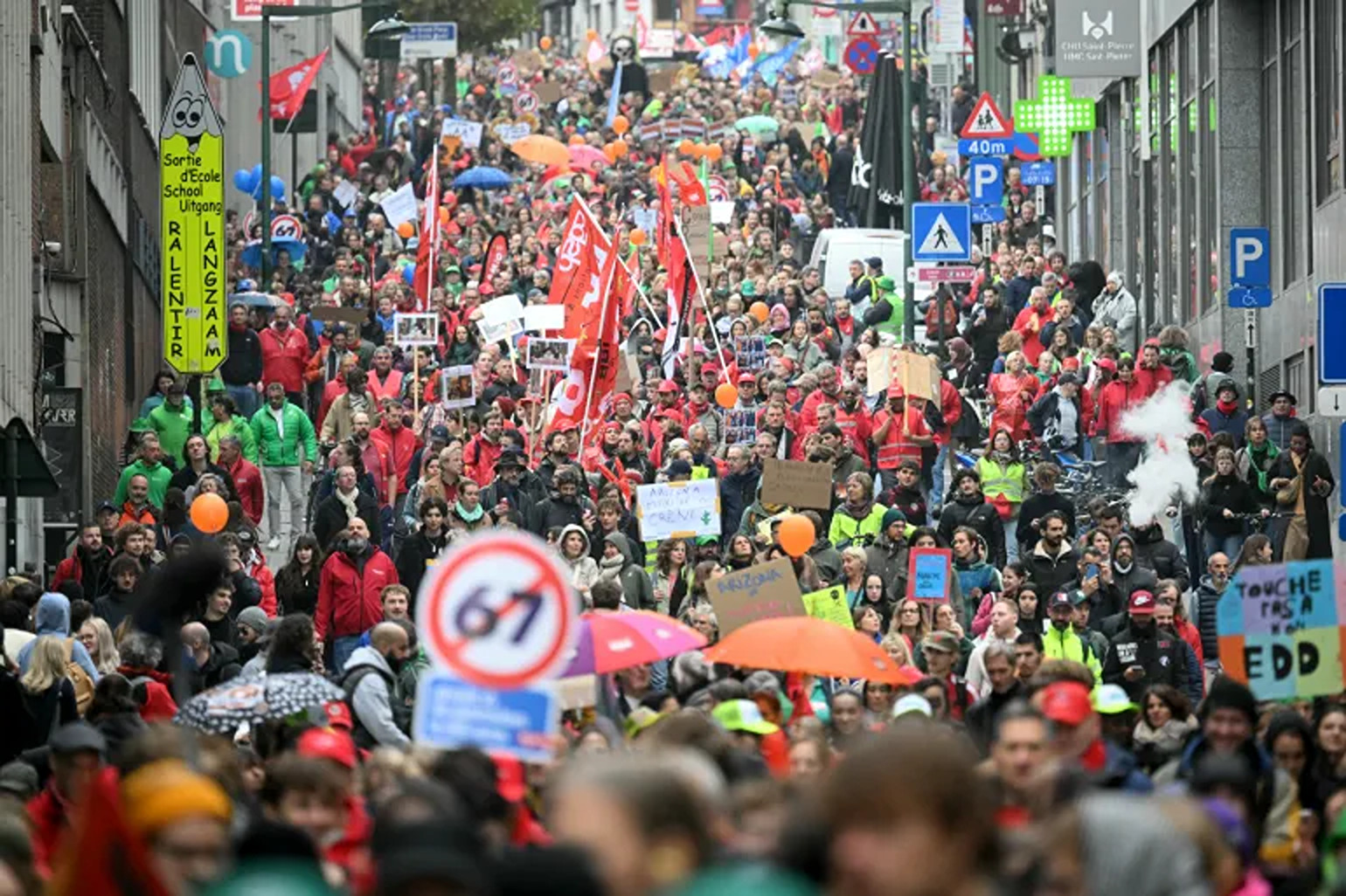 Violențe și incendieri în Belgia: Proteste împotriva scumpirii vieții au declanșat intervenții ale poliției
