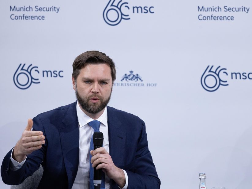JD Vance critică politicile de imigrație ale progresistilor după violențele din Franța