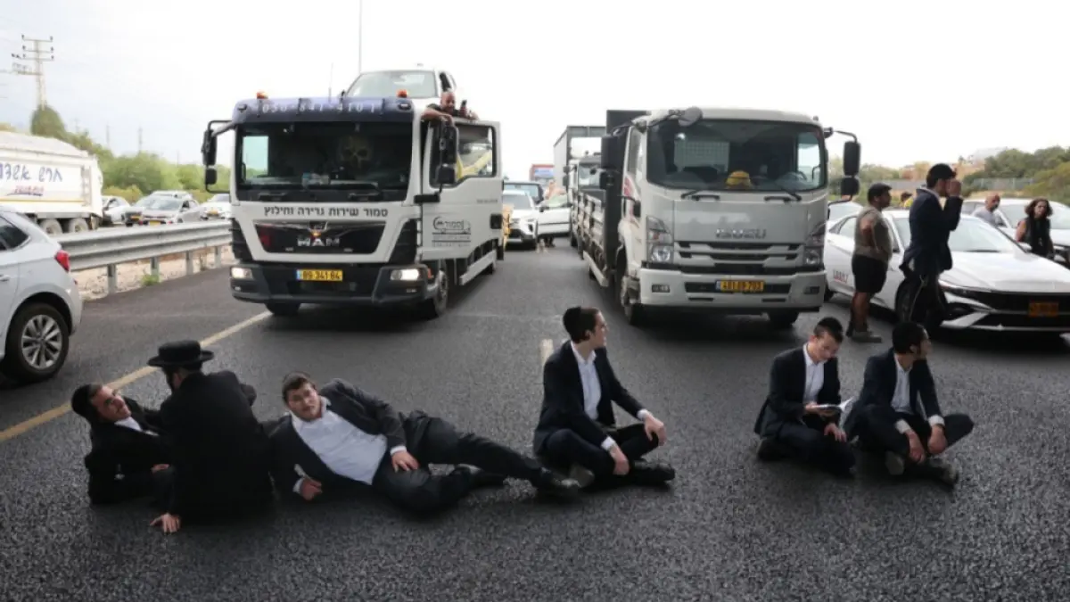 Poliția israeliană a dispersat protestatarii ultraortodocși care au blocat autostrada 4
