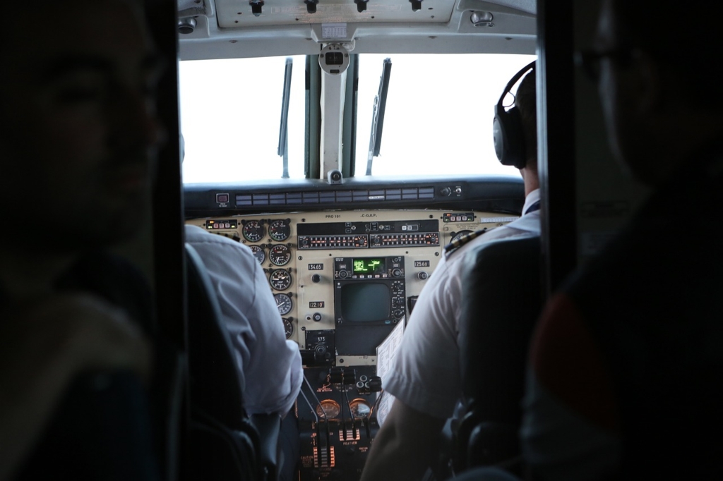 Un avion Austrian Airlines a aterizat de urgență la Sofia după semnalarea unui obiect suspect