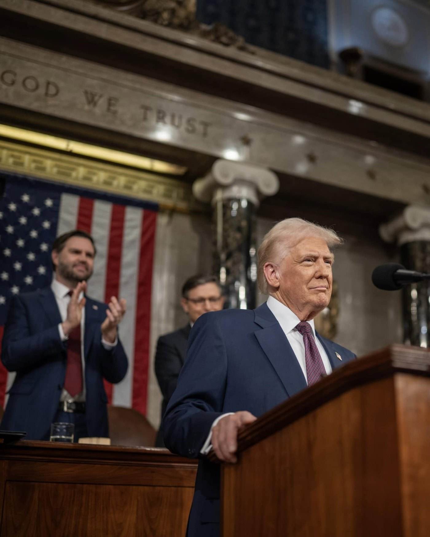 Donald Trump îl acuză pe Volodimir Zelenski că nu dorește încheierea conflictului cu Rusia