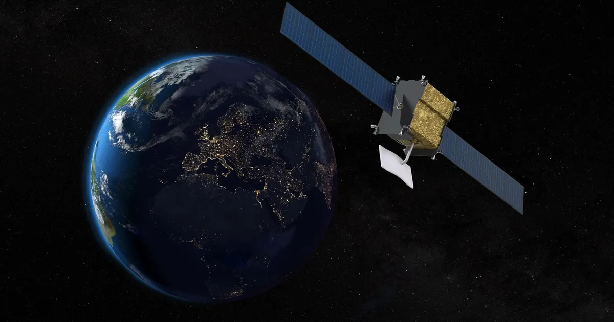 Satelit militar rusesc a efectuat manevre periculoase în apropierea unui satelit NATO care sprijină Ucraina