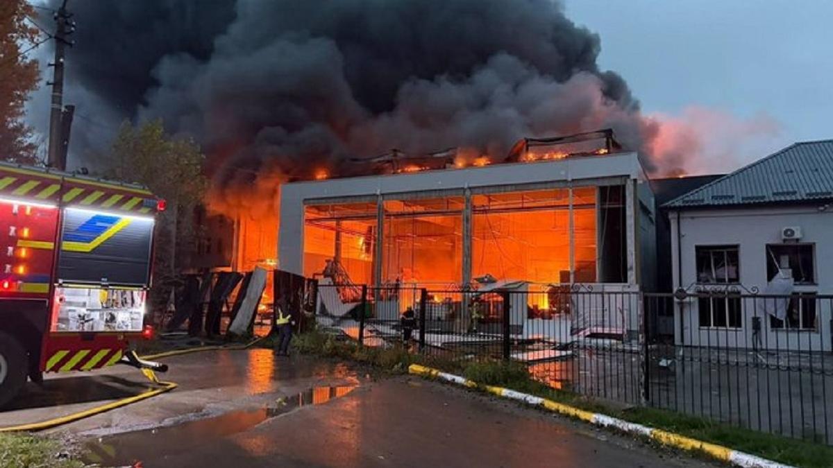 Atacuri cu rachete balistice rusești asupra Kievului: o victimă și infrastructură de transport avariată