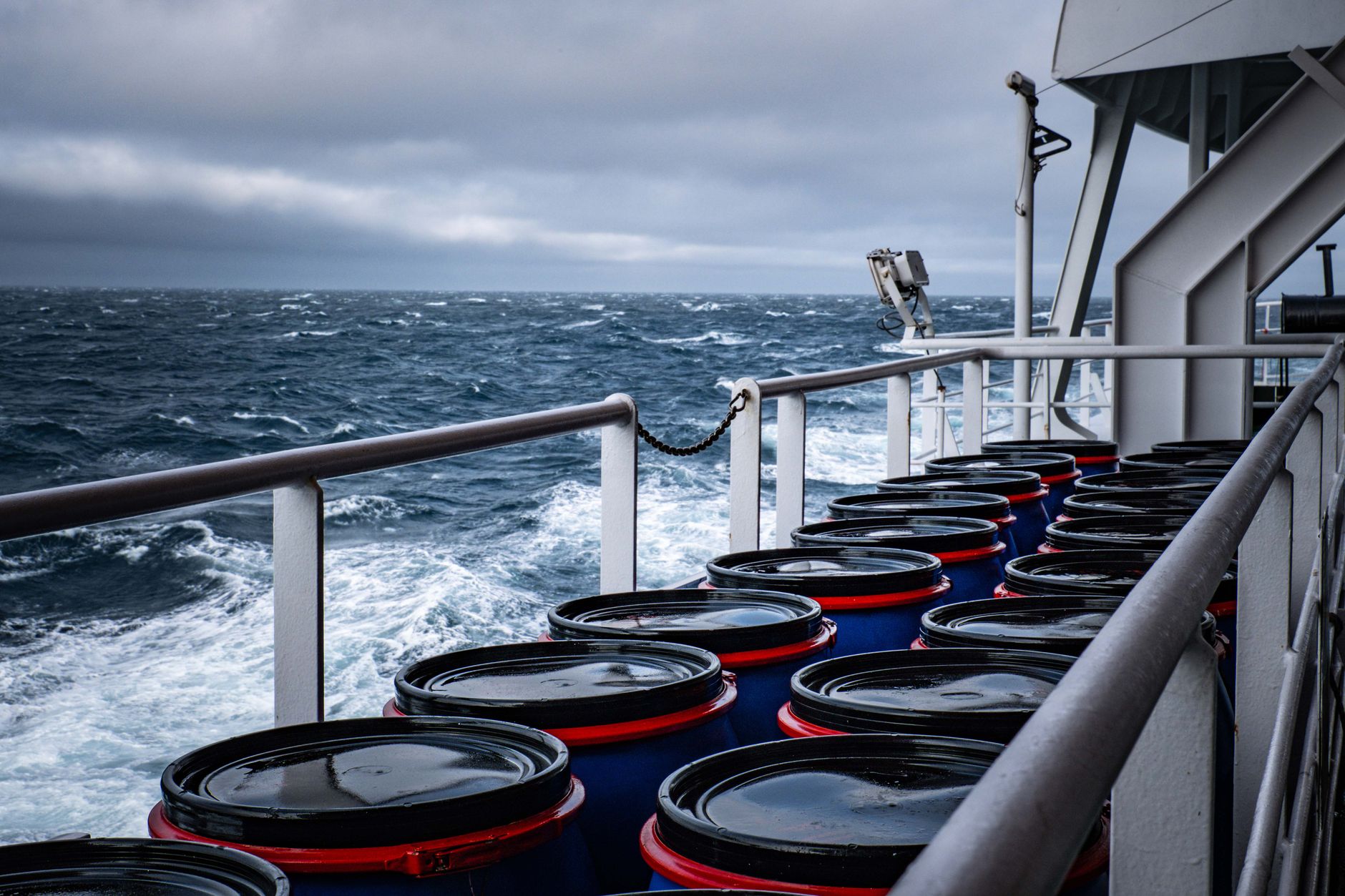 Parlamentul European analizează atacurile Rusiei asupra navelor din Marea Neagră și noi reguli pentru pasageri