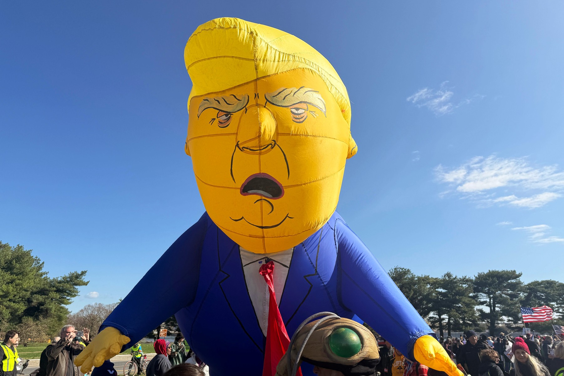 Mii de americani au manifestat în toată țara sub sloganul „No Kings” împotriva lui Donald Trump