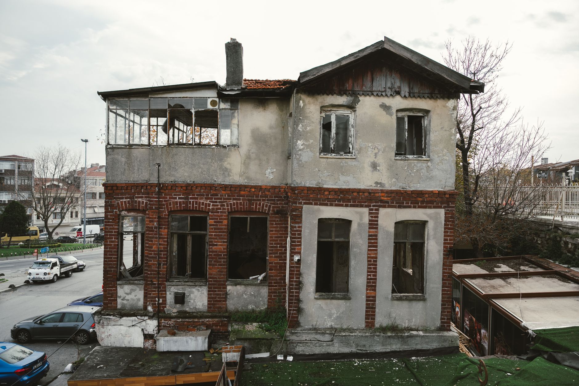 Atacuri rusești în Ucraina: patru morți și unsprezece răniți în regiunile Kiev și Zaporojie