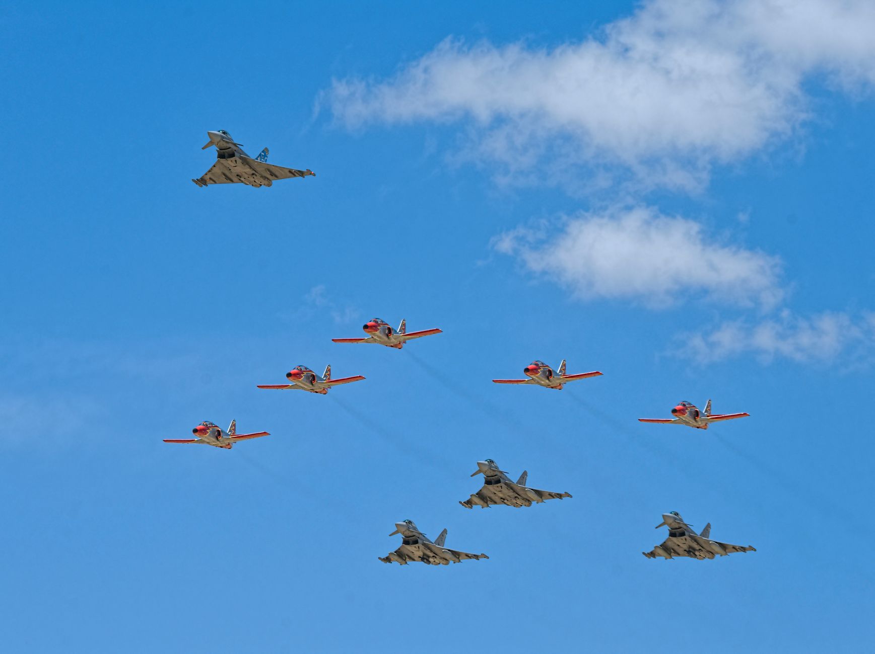 Marea Britanie trimite avioane de luptă Typhoon în Arabia Saudită pentru misiuni defensive
