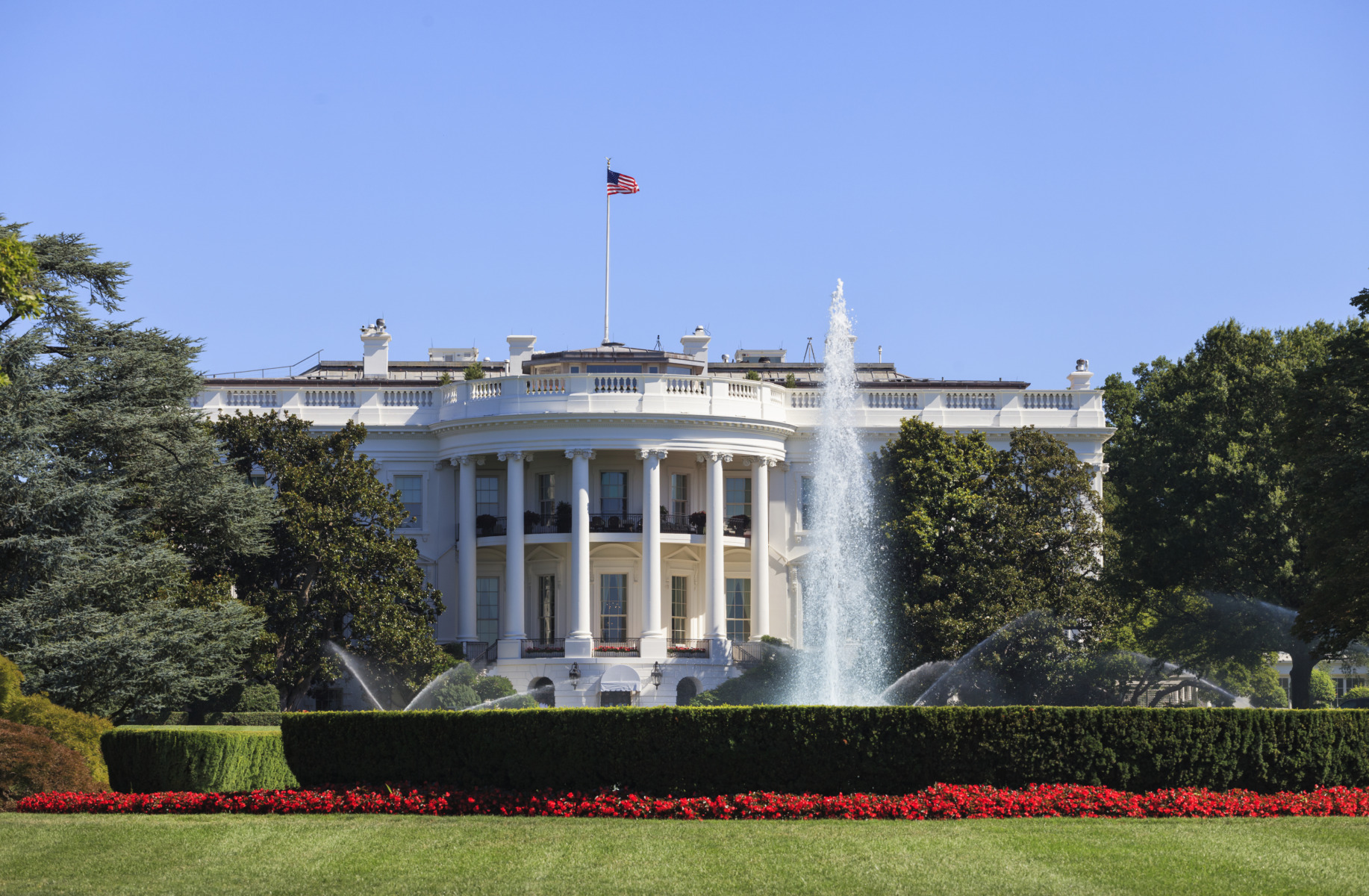 Donald Trump propune transformarea sălii de presă de la Casa Albă într-o piscină