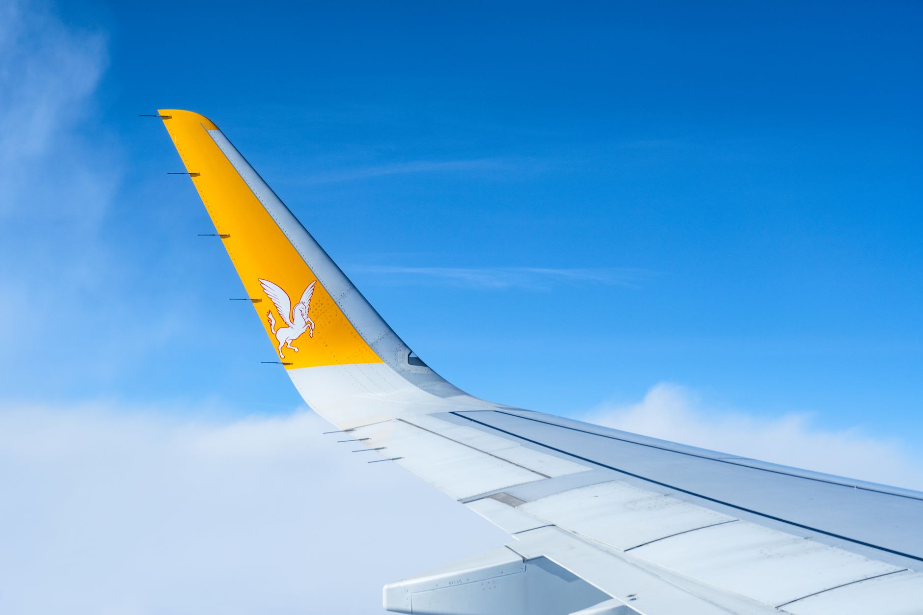 Prețurile la biletele de avion din Europa vor crește cu până la 20% în perioada următoare