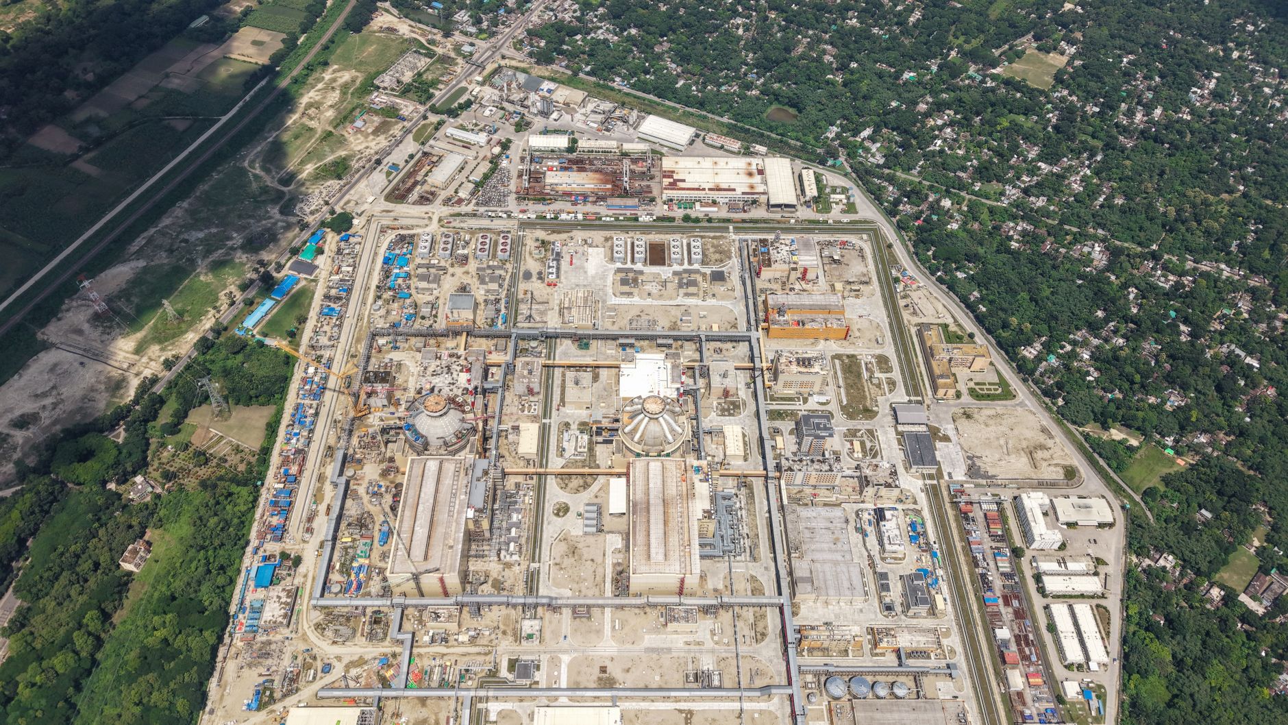 Ungaria evaluează renunțarea la contractul cu Rosatom pentru extinderea centralei nucleare de la Paks