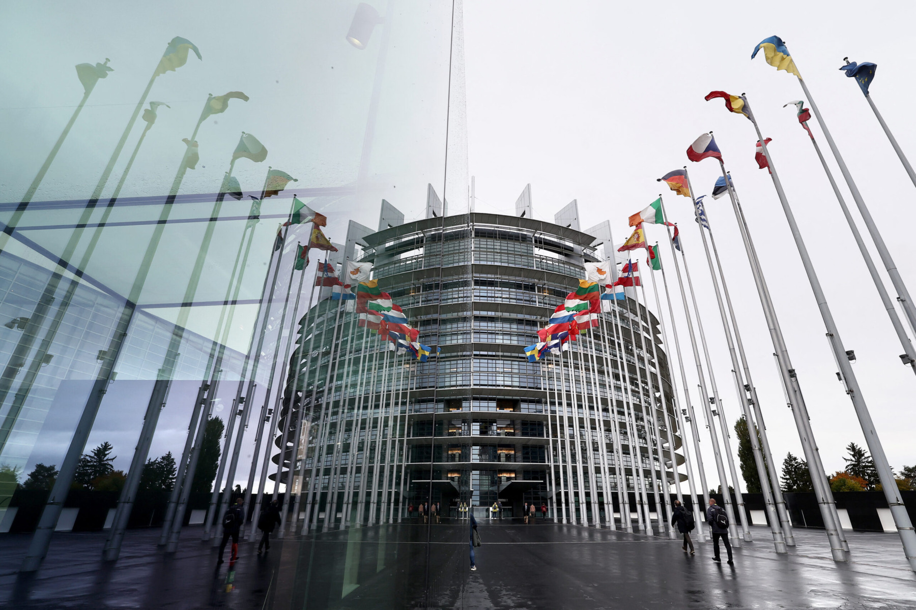 Percheziții la Parlamentul European în cadrul unei anchete a Parchetului European
