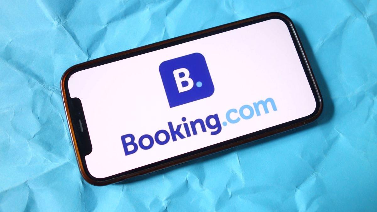 Comisia Europeană deschide o anchetă oficială împotriva Booking.com pentru riscuri de fraudă
