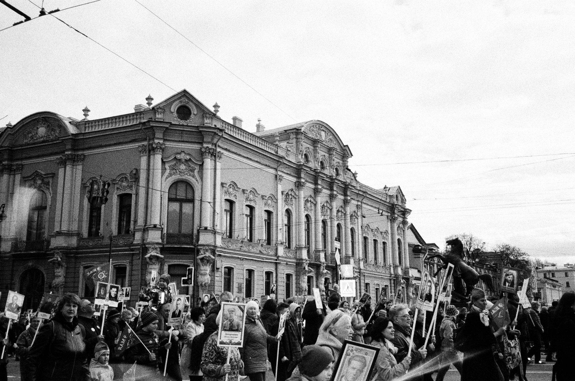 Proteste masive în Grecia: Studenți și profesori cer fonduri suplimentare pentru educație și subvenții pentru chirie