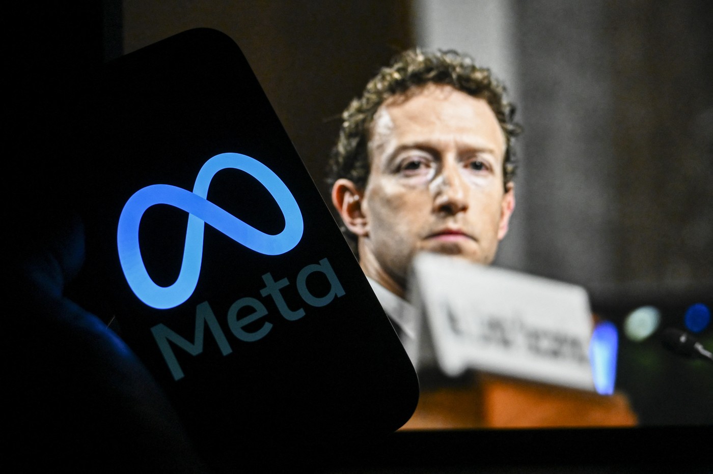 Mark Zuckerberg a amenințat că părăsește California din cauza impozitului pe avere