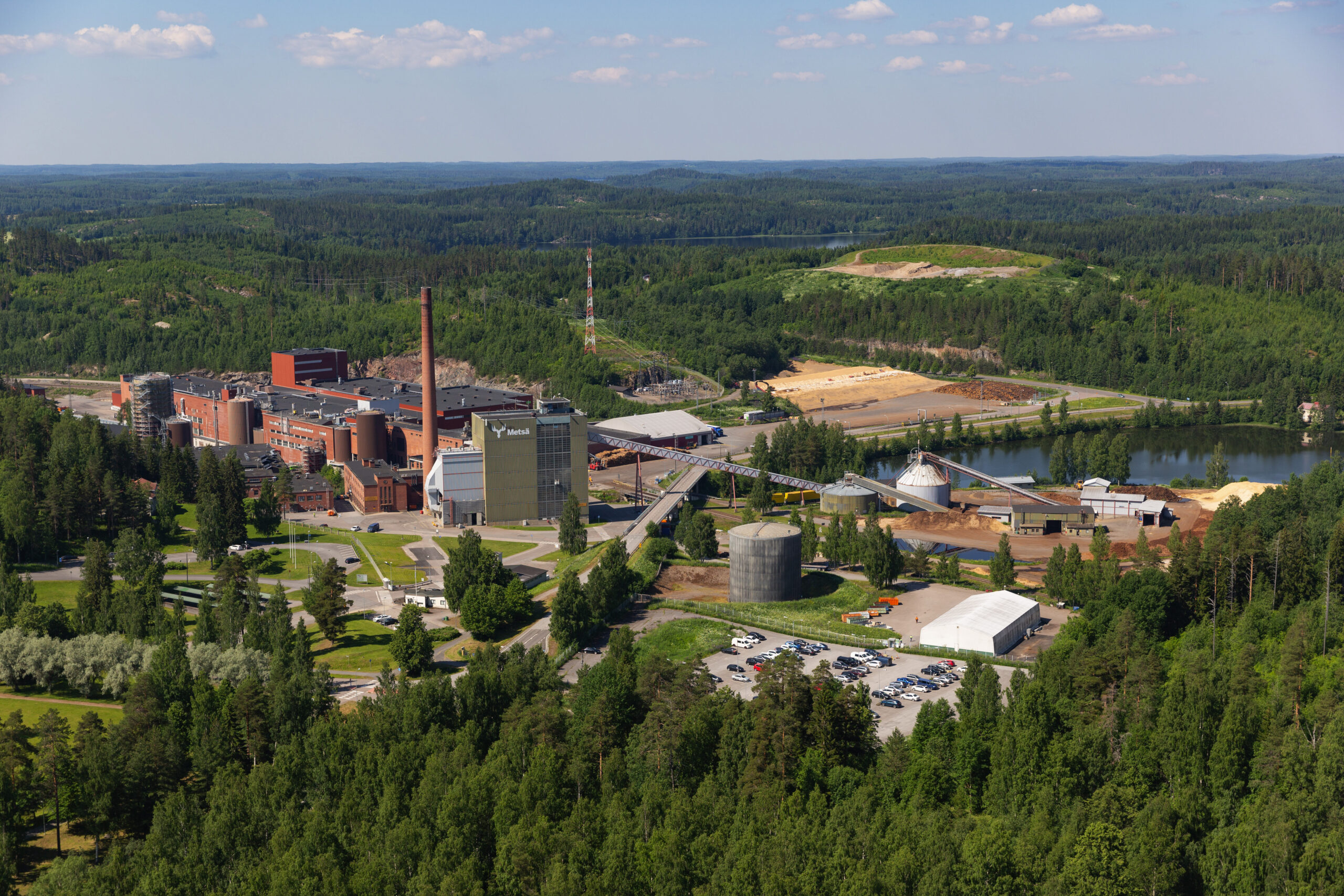 Parlamentul European aprobă peste 1,1 milioane de euro pentru lucrătorii concediați din industria hârtiei din Finlanda