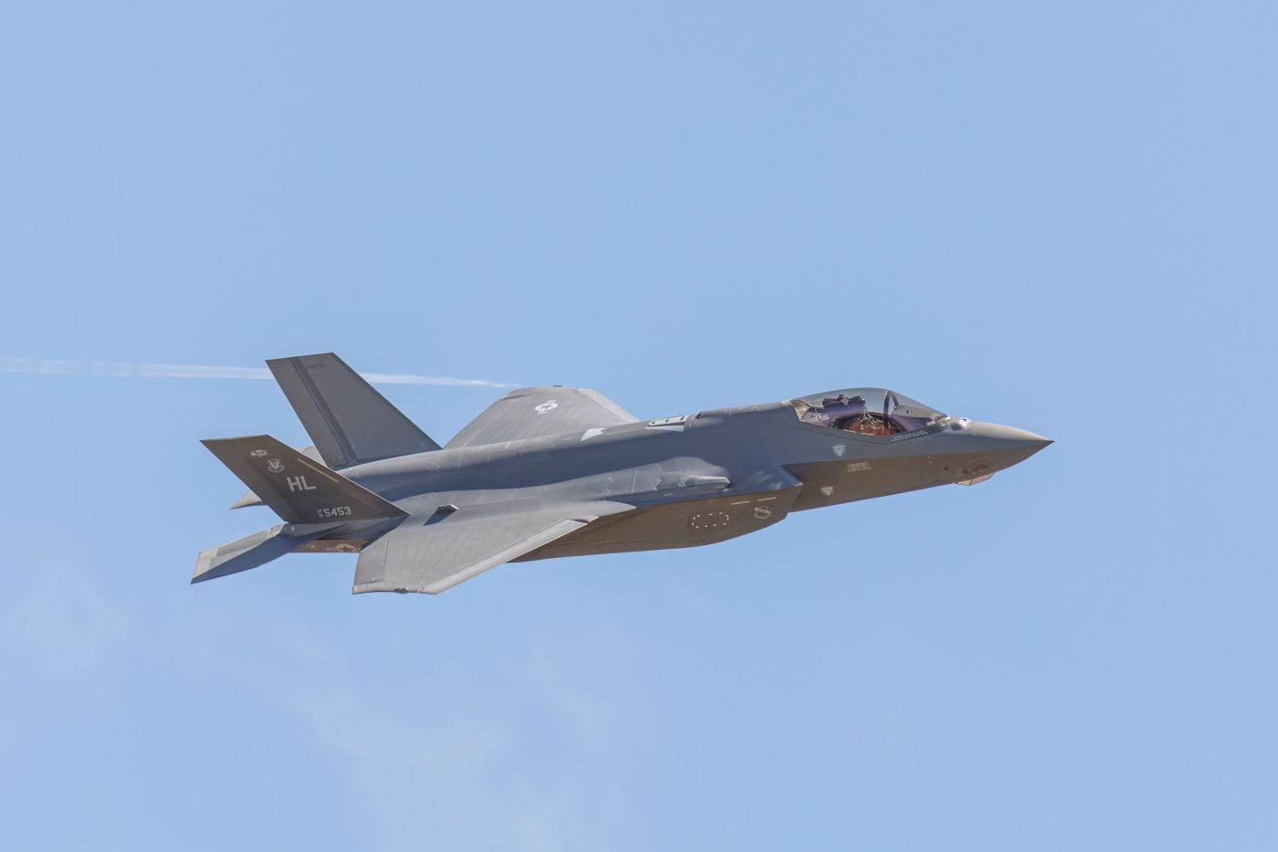Pentagonul și Lockheed Martin finalizează un acord masiv pentru furnizarea a peste 850 de avioane F-35
