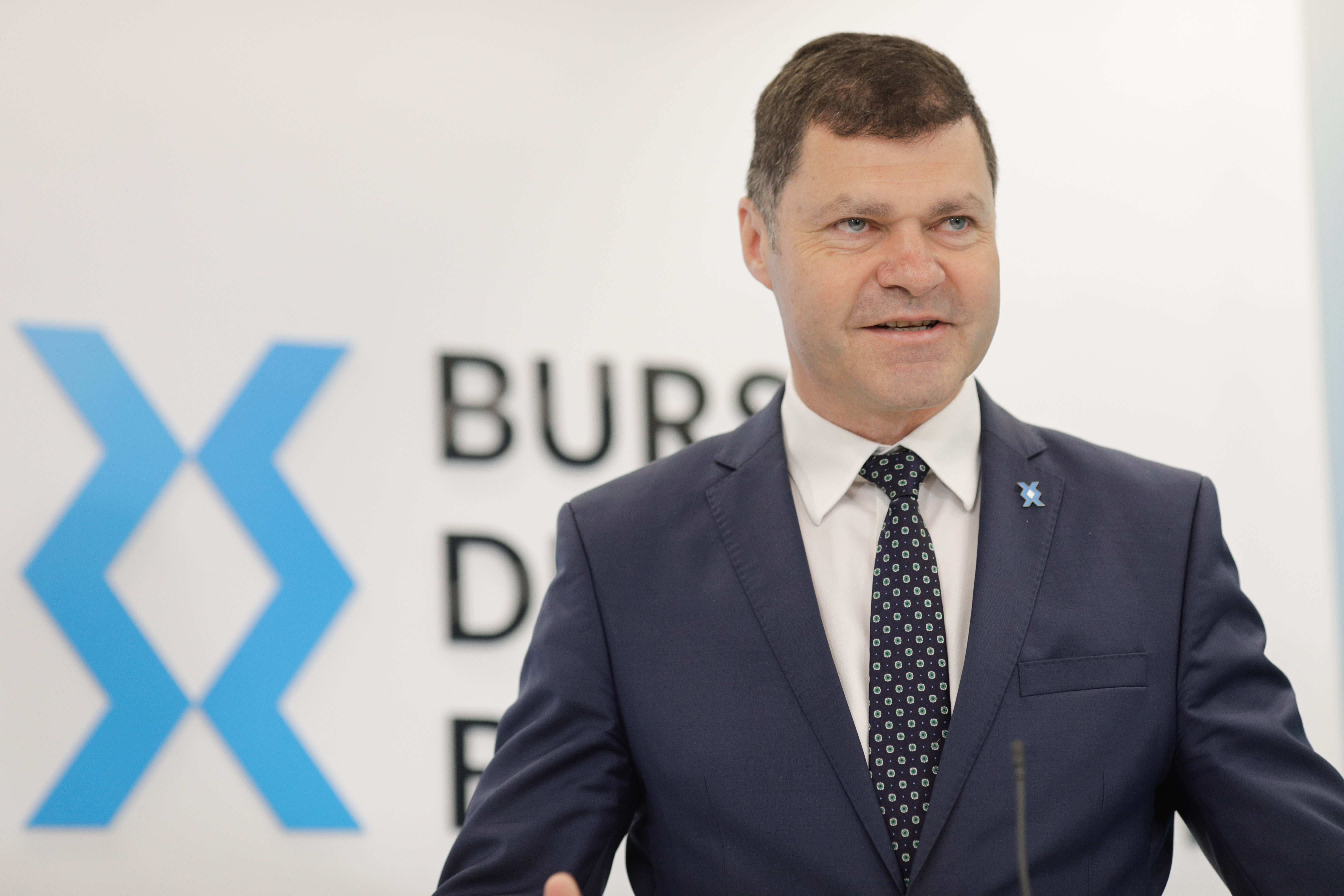 Transformări sociale și economice în Europa: Impactul asupra României și dificultățile accesului la locuințe