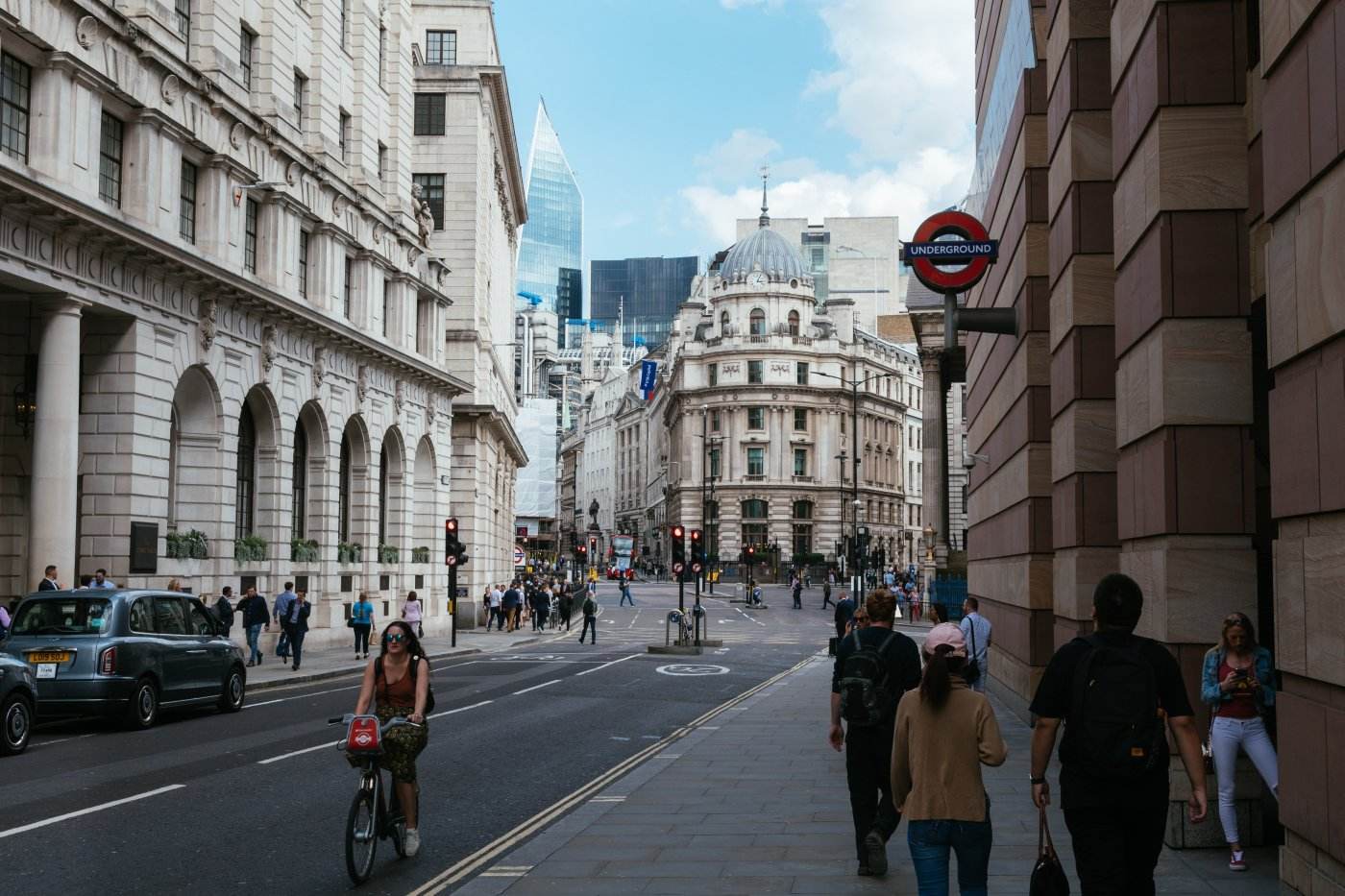 Negocierile pentru mobilitatea tinerilor între UE și Marea Britanie ar putea fi amânate cu șase luni