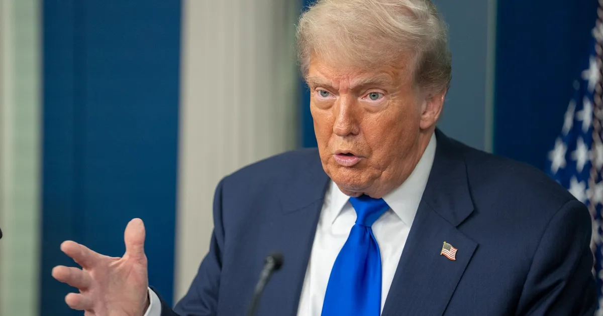 Trump reduce taxele vamale de 50% aplicate produselor din Canada înainte de alegerile din SUA