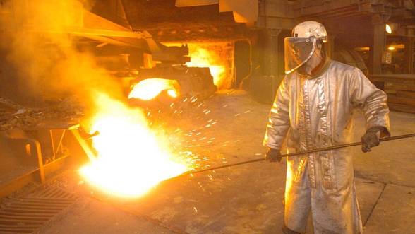Statele UE susțin acordarea de certificate gratuite de poluare pentru industriile grele