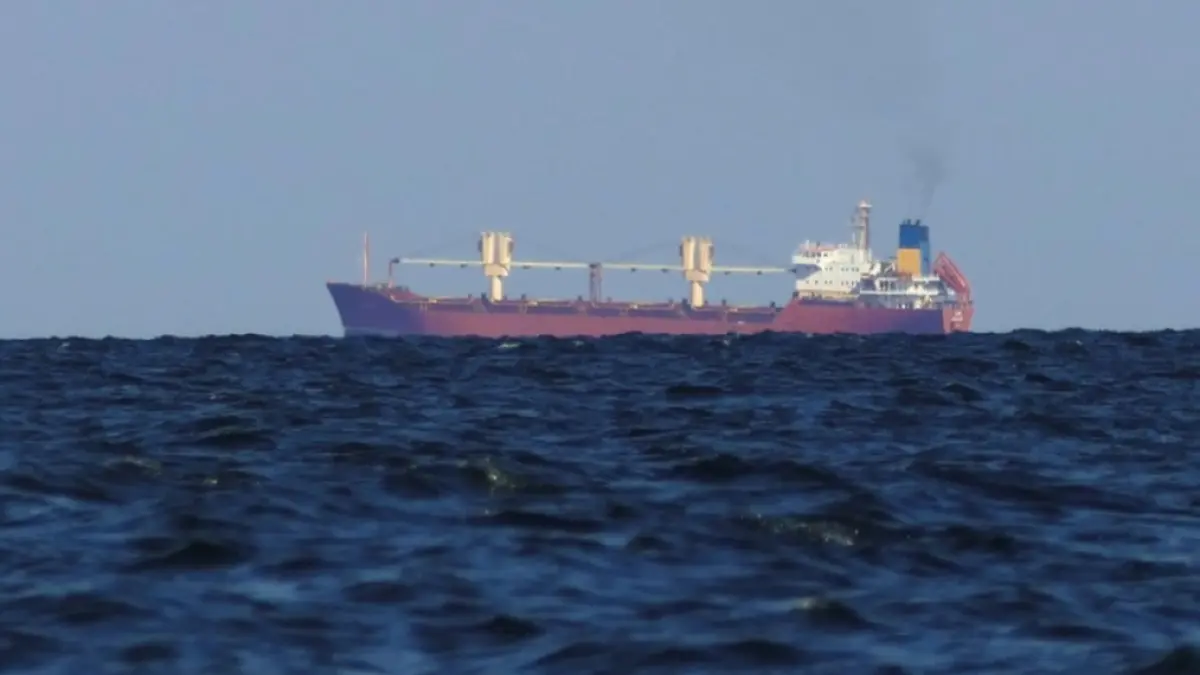 Ministerul rus al Apărării anunță lovirea unei nave de marfă din Marea Neagră cu drone