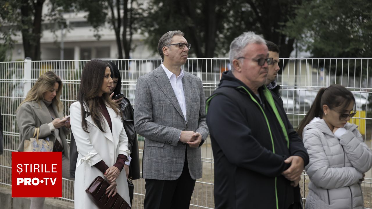 Alegeri în Serbia: Aleksandar Vučić a așteptat o oră și jumătate pentru a vota în contextul unor proteste intense