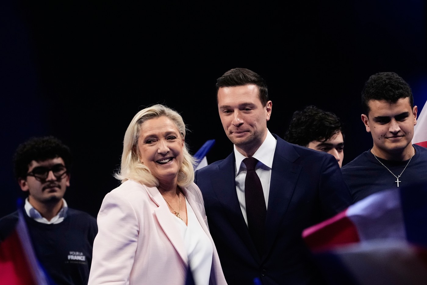 Marine Le Pen propune un guvern de unitate națională condus de Jordan Bardella la alegerile din 2027