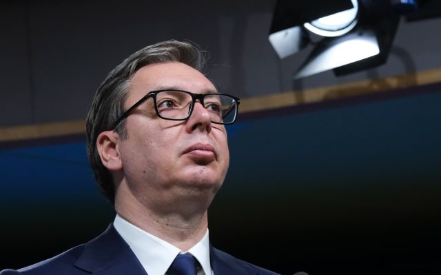 Alegeri în Serbia: Mișcarea studențească a învins partidul lui Aleksandar Vučić