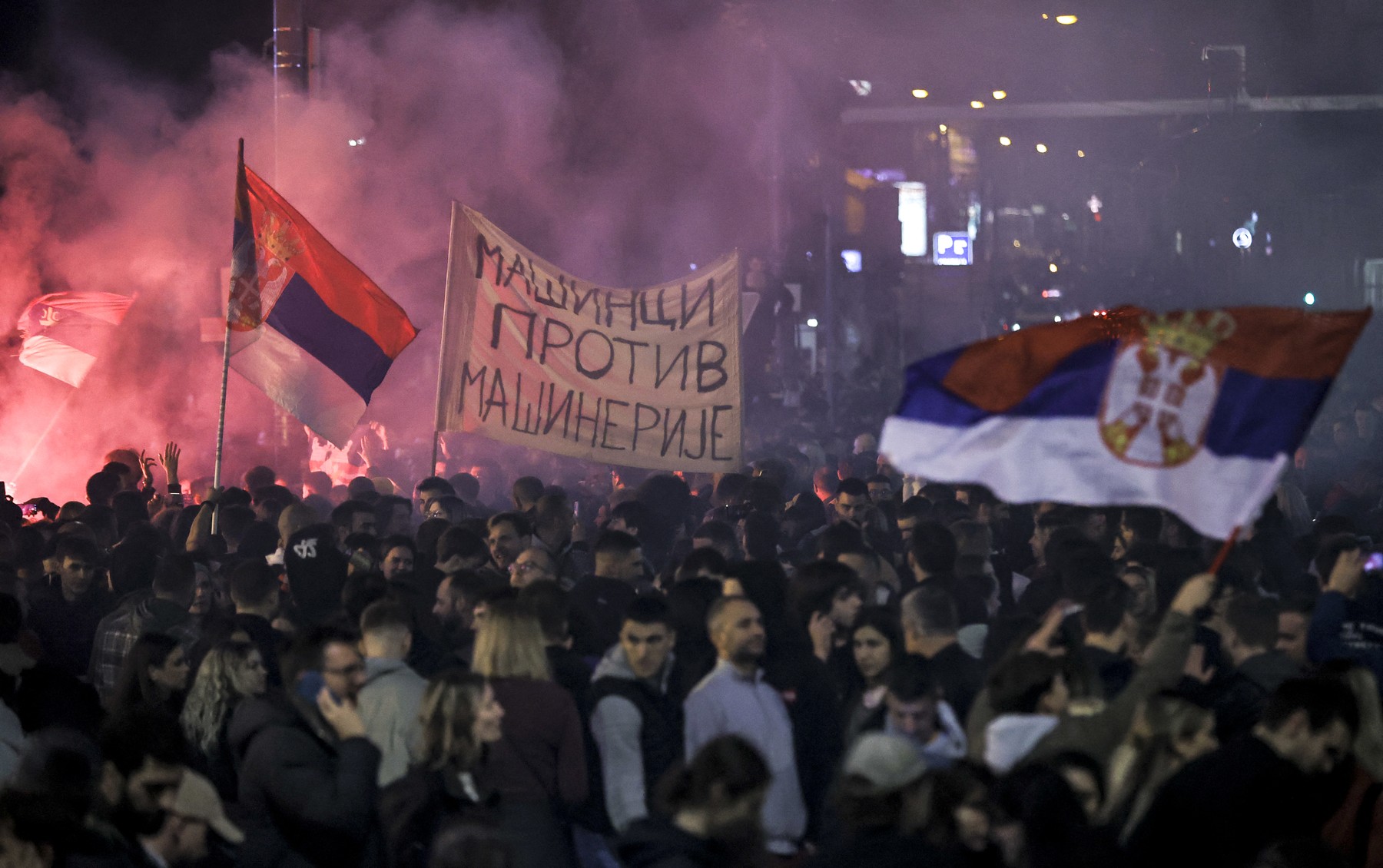 Nicușor Dan a felicitat Lista Studenților pentru rezultatul electoral din Serbia