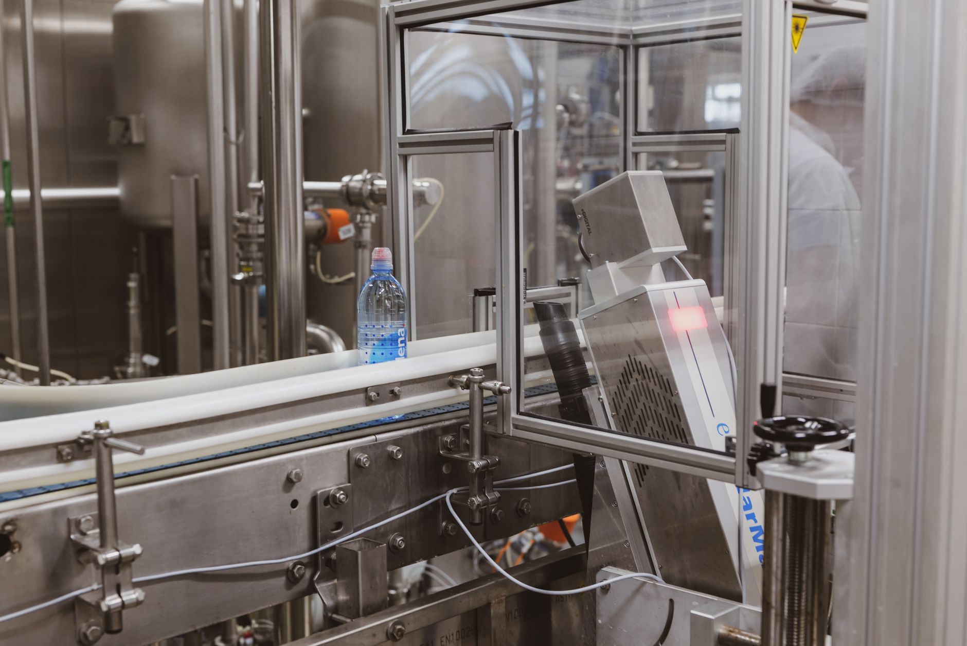 Industria europeană a detergenților înregistrează progrese în reducerea emisiilor de carbon