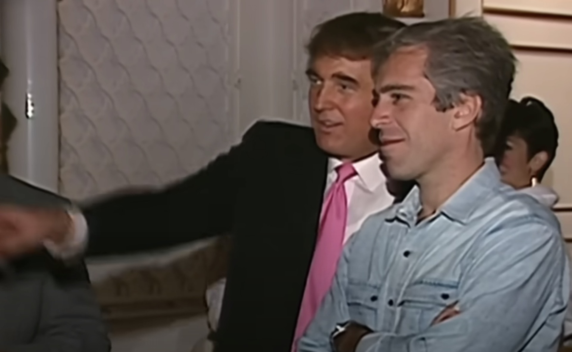 Democrații analizează o nouă acuzație de viol împotriva lui Trump pentru o posibilă destituire