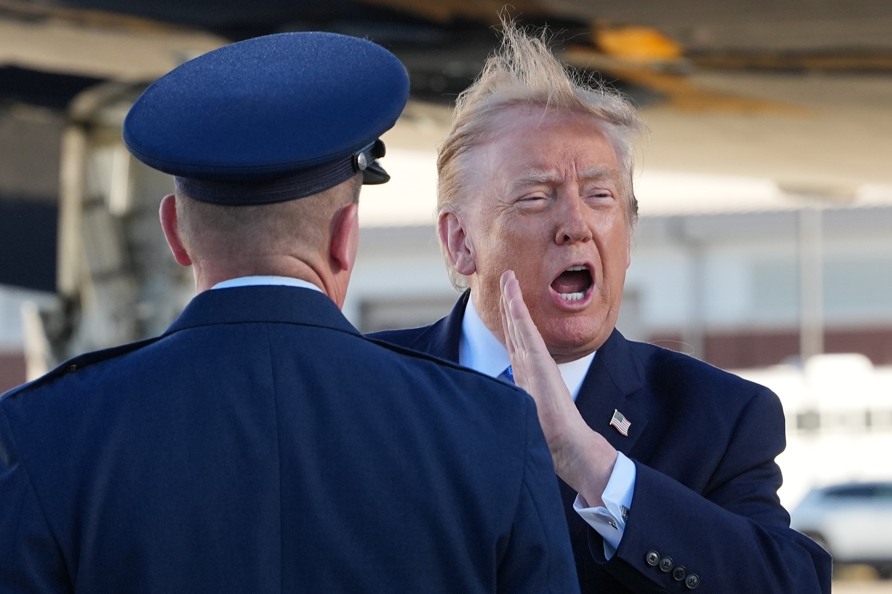 Donald Trump promite un milion de dolari pentru raportarea fraudelor electorale