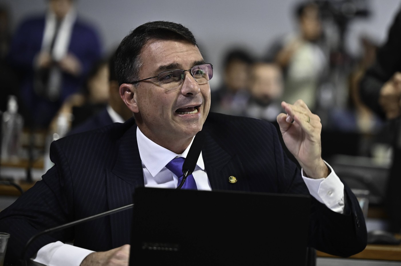 Flavio Bolsonaro a părăsit Brazilia spre Statele Unite, în ciuda interdicției de călătorie impuse de Curtea Supremă