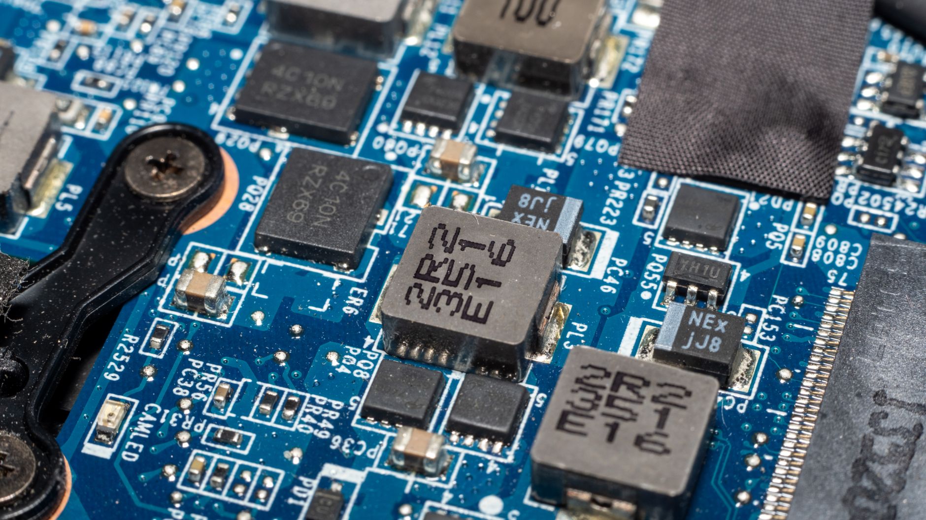 Comisia Europeană autorizează un ajutor de 319 milioane de euro pentru investiția Infineon în Austria